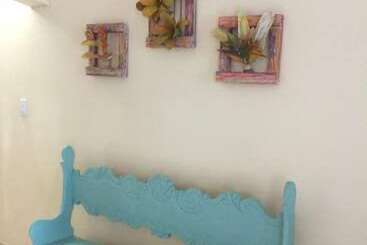 Le Monde Hostel   Suites E Camas