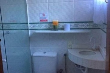 Le Monde Hostel   Suites E Camas