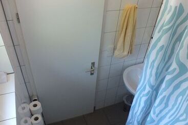 Max Hostel