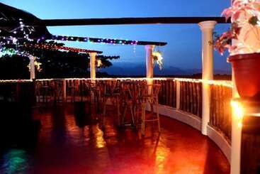 Al Hamra Jungle Resort