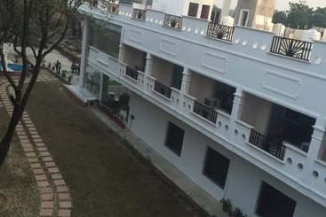 Babian Imperial Resort
