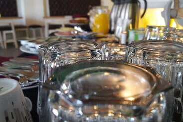 تختخواب و صبحانه Suites Guest House