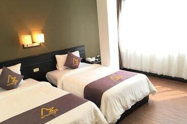Azumaya Hotel Phnom Penh