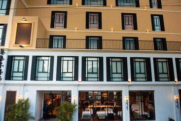 Grand Hotel Urban