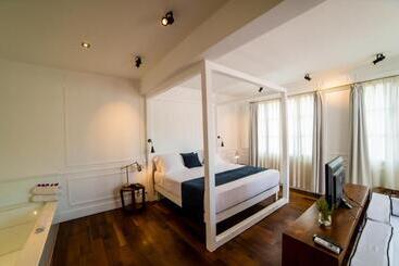 Grand Hotel Urban
