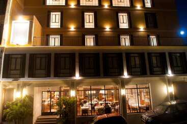 Grand Hotel Urban