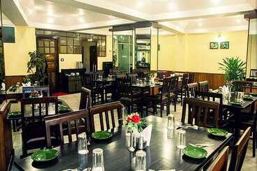 هتل Yuma D Homestay