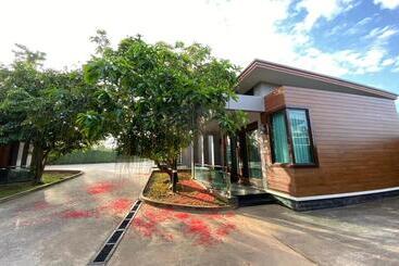 هتل Nutchana Hill Boutique
