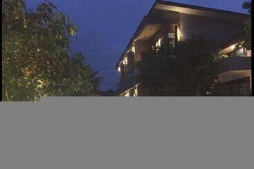 هتل Nutchana Hill Boutique