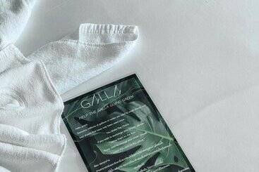 هتل The Galla