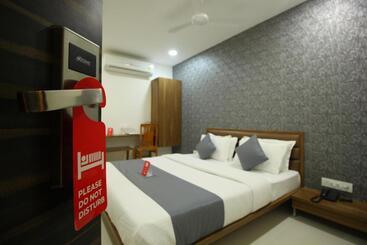 The Pacific Hotel, Vadodara