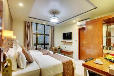 هتل Unima Grand