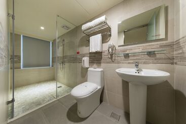 Xinshehotel   Chungli