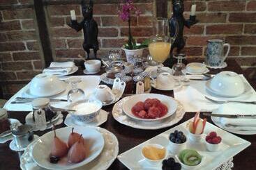 Tudor Cottage B&b Frampton