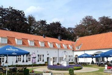تختخواب و صبحانه Kasteel Aldenghoor