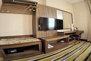 Nova Hotel Miri