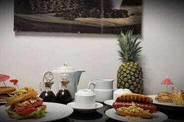 هتل Starlight Inn