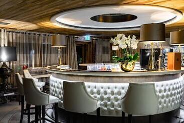 호텔 Ultima Gstaad Residences