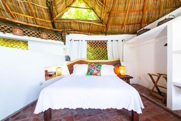 هتل Villas Jardin Del Mar