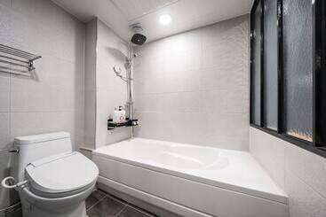 مُتل Malu Hotel Suwon