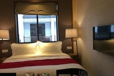استراحتگاه Huangshan Huizhou Creek Villa