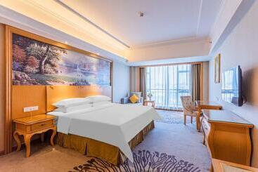 Vienna Hotel Foshan Airport