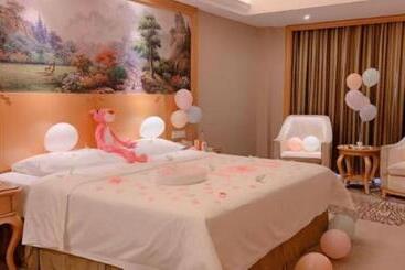 Vienna Hotel Foshan Airport