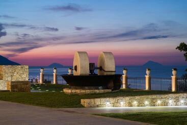 Best Western Plus Hotel Terre Di Eolo