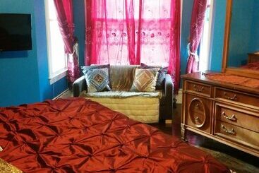 Château Sur Mer Bed & Breakfast