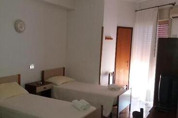 هتل Albergo Europa