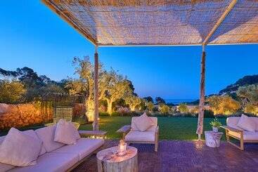 Pleta De Mar, Grand Luxury Hotel By Nature   Adults Only
