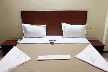 ホテル Royal Park