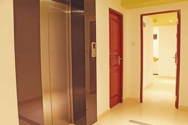 هتل Thilhara Days Inn