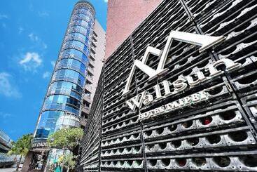 هتل Wallsun