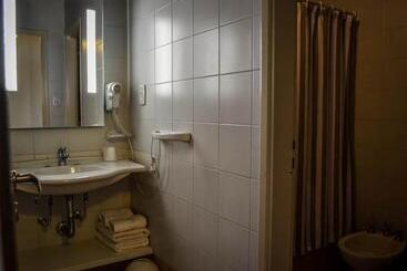 Motel Aca Santa Rosa