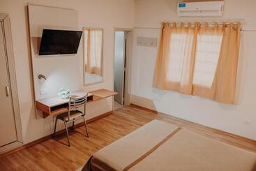Motel Aca Santa Rosa