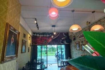 Amaretto Hostel