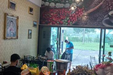 Amaretto Hostel