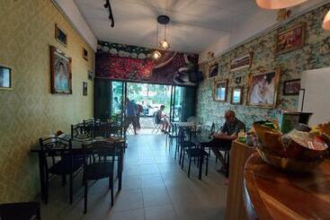 Amaretto Hostel