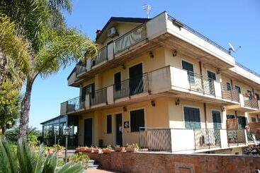 B&b Villa San Leonardo - Mascali