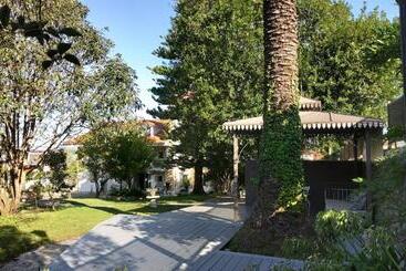 هتل Hosteria De Arnuero