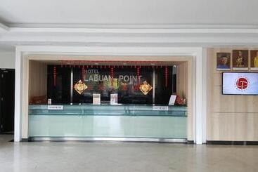 هتل Labuan Point