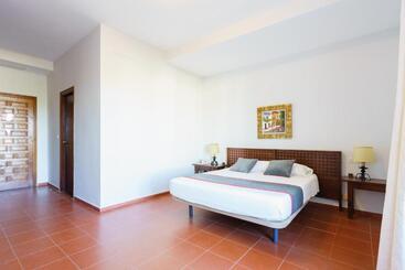 Venta Del Alto Hotel Las Cumbres By Vivere Stays - 埃尔加罗沃