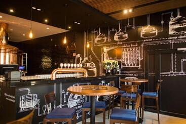 酒店 Royal & Spa