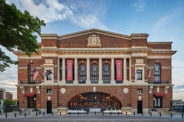هتل Sagamore Pendry Baltimore