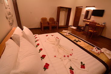 هتل Dormitory @ Westay Bagan Lotus
