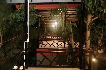مُتل Meephawa Resort