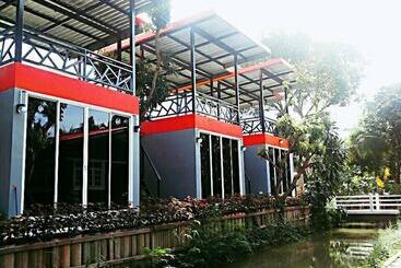 مُتل Meephawa Resort