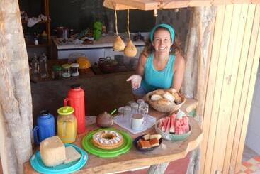 Raízes Eco Hostel