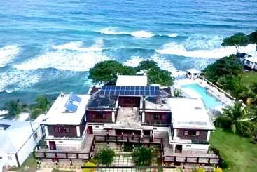 The Sea Cliff Hotel Resort & Spa